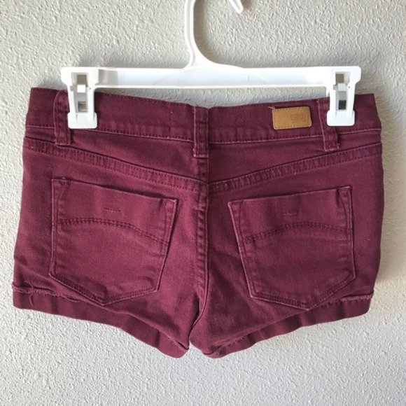 RSQ Malibu burgundy shorts - Picture 2 of 6